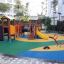 Aire de jeux pour enfants mettant en vedette le Alpha playhouse with slide.