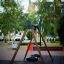 Double Tyre double swing dans un parc.