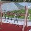Ural climbing net sur une aire de jeux.