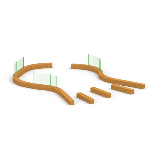 Arène sportive Multiarena en bois avec clôture verte.