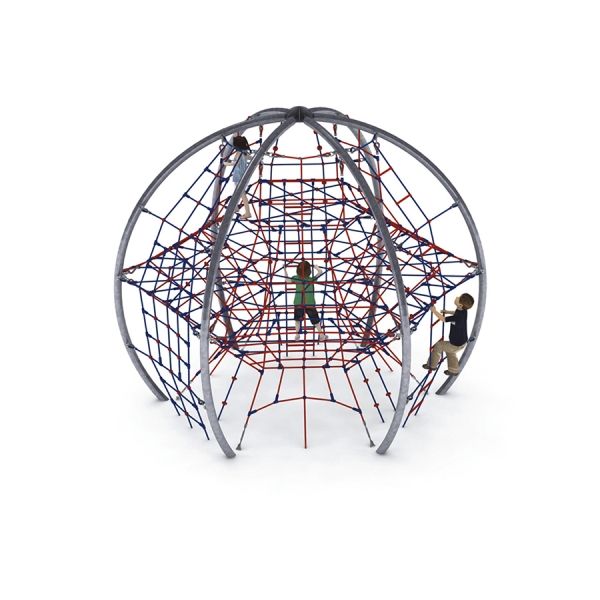 Des enfants jouent sur un jouet Autan climbing net.
