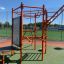 Hexagon Training Set w/ Stairs installé sur un terrain de sport extérieur.