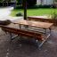 Table & Bench d'extérieur installé dans un parc.