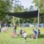 Sun Shade Square Atlantis (Metal) dans l'aire de jeux.
