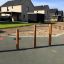 Équipement de terrain de jeu en bois de Madagascar (5 pcs set) dans un quartier résidentiel.
