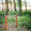 Équipement de fitness extérieur Single Somersault Nature dans une forêt.