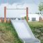 Toboggan extérieur pour aire de jeux Hill Slide Wide h120 avec supports en bois.