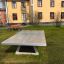 Concrete table tennis, free-standing dans un parc.