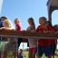 Enfants jouant sur Windsor castle with slide