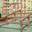 Climb Obstacle wooden ladder dans un cadre d’aire de jeux
