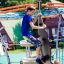 Enfants jouant sur l’équipement de terrain de jeu Andromeda, steel structure