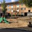 Slide with Dragon Back vert sur l’aire de jeux