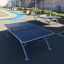 Installation Outdoor Table Tennis dans un parc de loisirs.