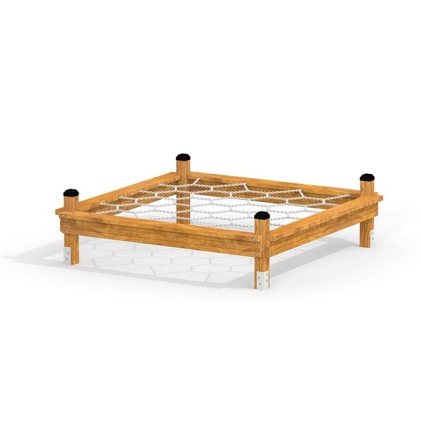Structure de jeu en bois nommée Honeycomb avec plateforme d’escalade en filet.