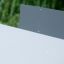 School Table & Bench HPL avec surface grise et dossier.