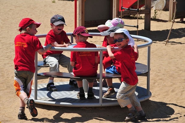 Lars Laj Aires de Jeux, Abris de jardin